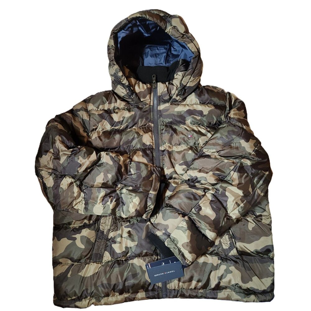Tommy Hilfiger Men’s 2XL Camo Hooded Puffer Jacket – New With Tags